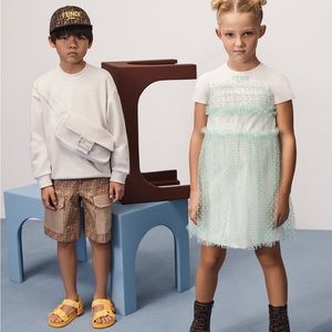 GORGEOUS FENDI Unisex NWT Baguette Logo Bag Sweatshirt